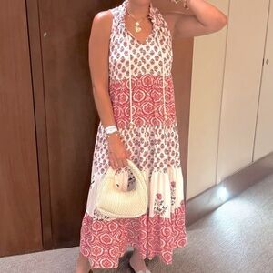 CHELSEA & THEODORE Floral Paisley Split Neck Red Pink Tiered Maxi Dress Size XS